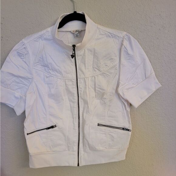 Guess white shortsleeved lightweight jacket - Picture 1 of 3